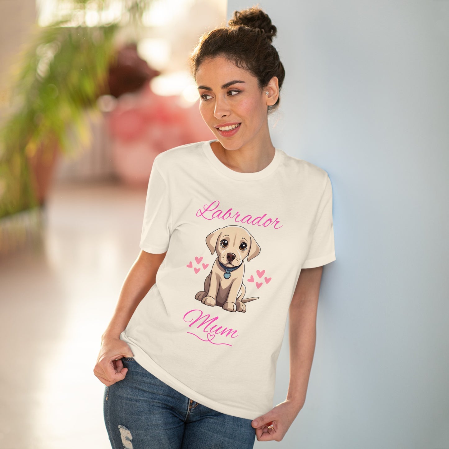 "LABRADOR MUM" Organic T-shirt - by sniffwagglenwalk™ - Sniff Waggle And Walk