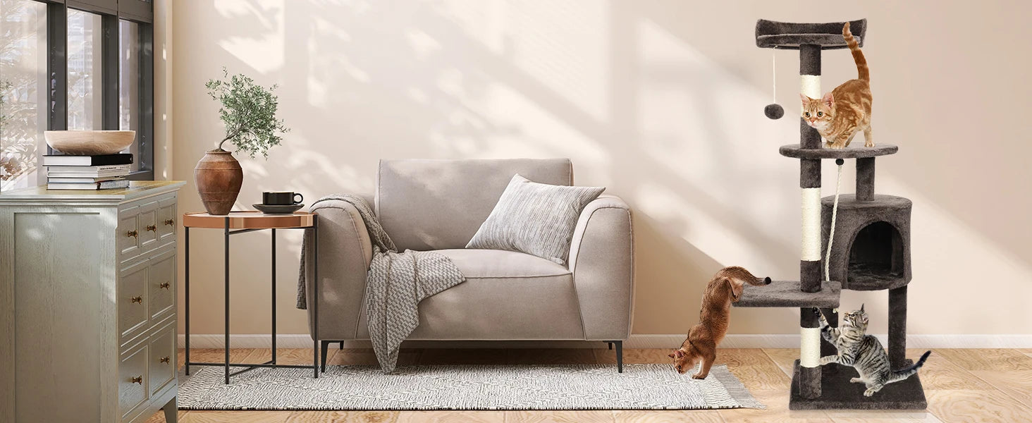 Strong sisal rope scratching posts on cat climbing frame