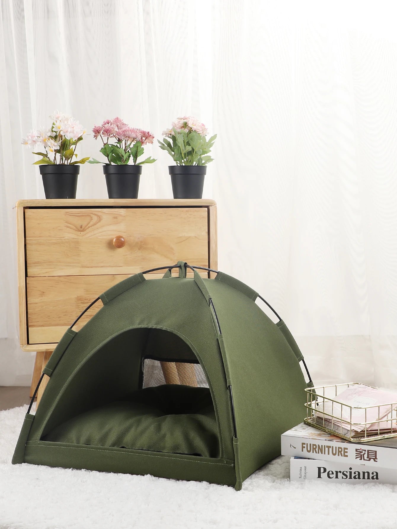 Luxury Clamshell Cat Bed with Warm Winter Cushion | Hunny Pot Style