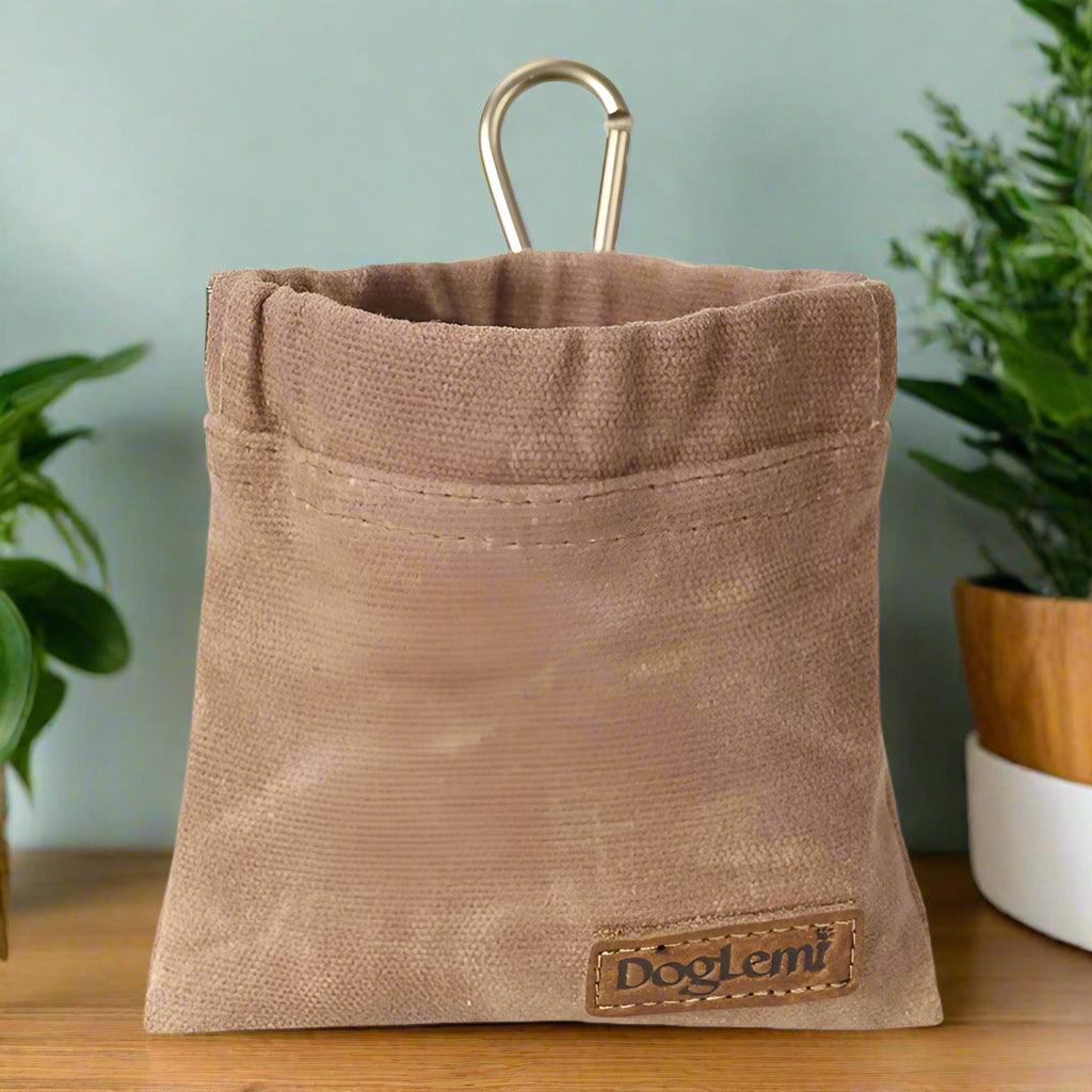 treat dispensor oil proof Dog Training Snack Bag. - Sniff Waggle And Walk