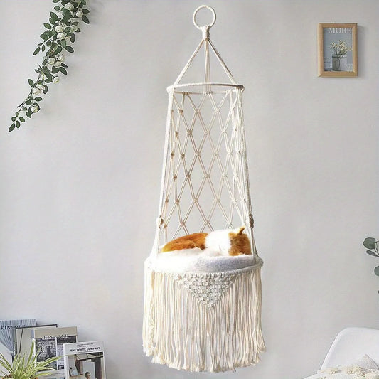 Easy to clean hanging cat hammock for window installation