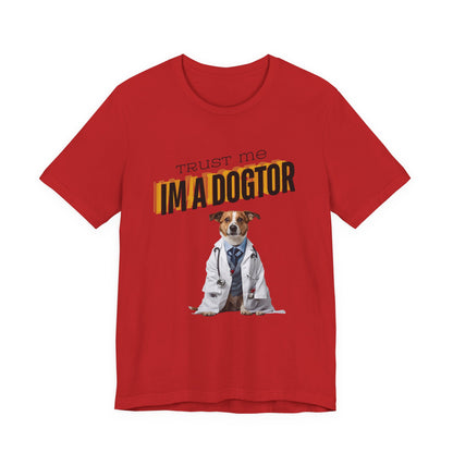Trust Me I'm a Dogtor t-shirt in Athletic Heather, front view
