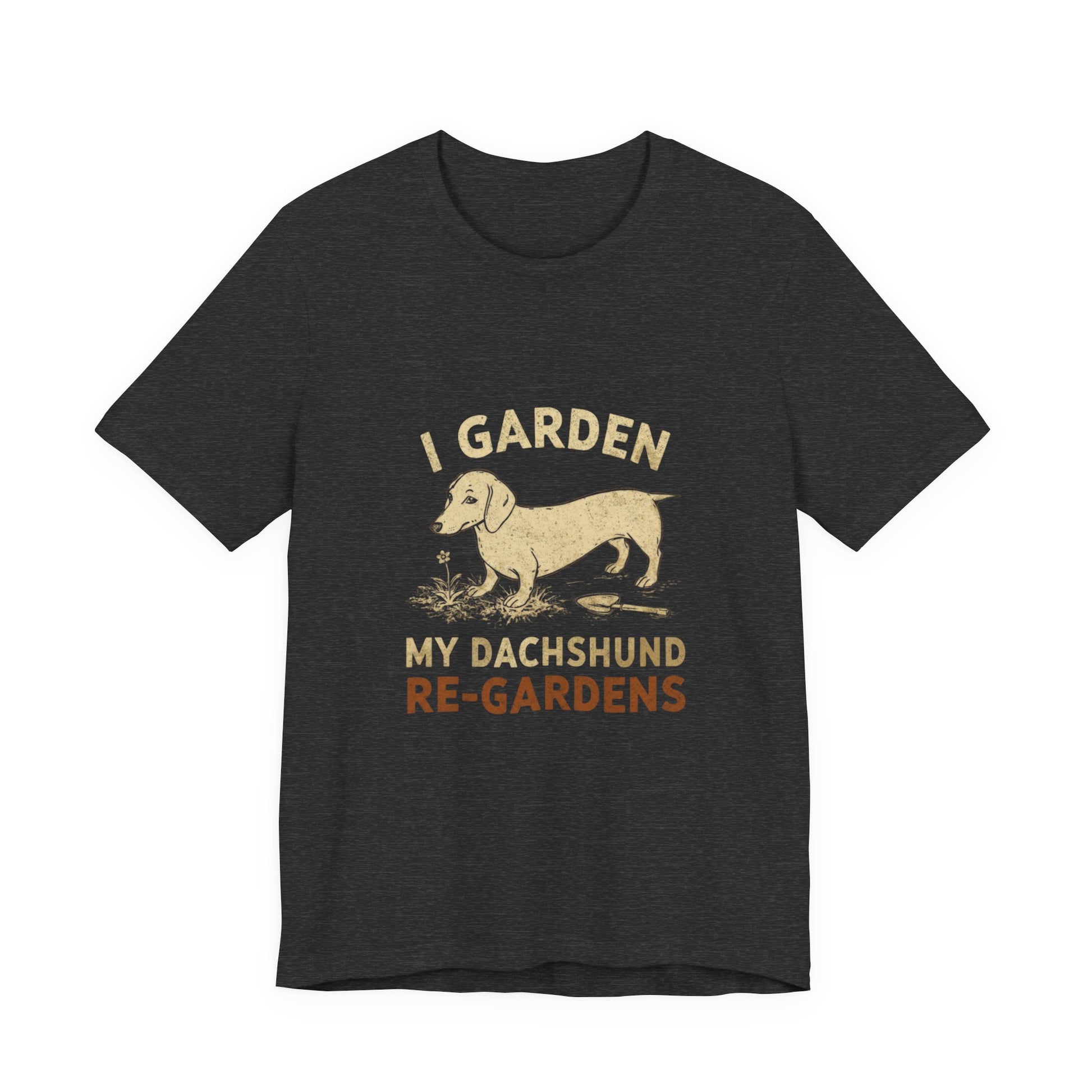Dachshund gardening tee size and fit
