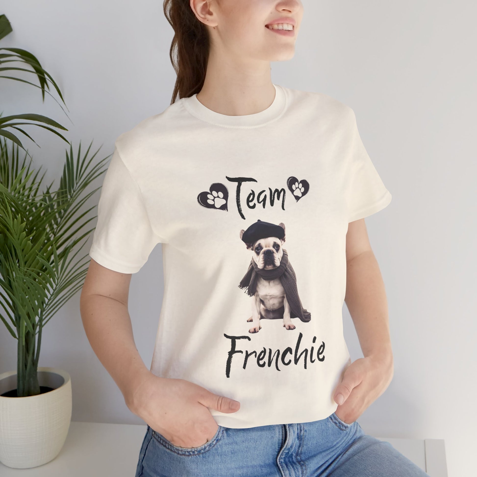 Team Frenchie French Bulldog t-shirt sleeve and neckline detail