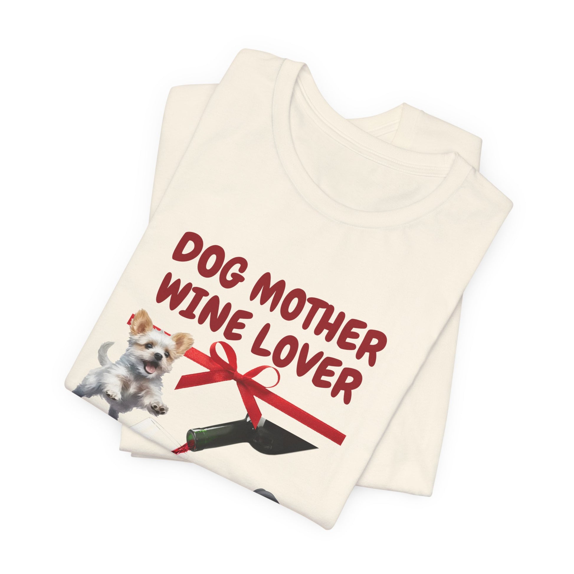 Dog Mother Wine Lover t-shirt collar and stitching detail