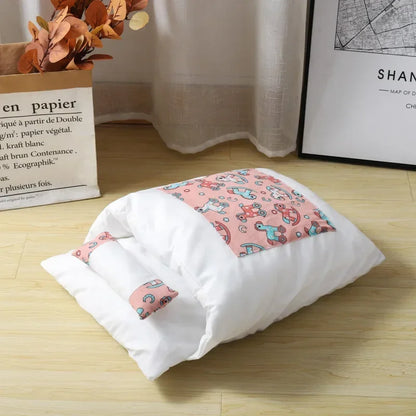 Pet cave bed suitable for cats and small breed dogs