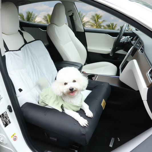  Portable waterproof dog car seat bed in front car seat with safety clip, ideal for small to medium dogs