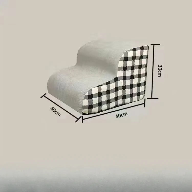 dog stairs checkered pattern and dimensions on a beige background