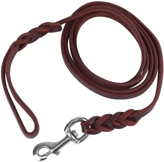 IronPaw Heritage braided leather dog lead features: hand-braided detailing, 5mm cowhide thickness and 360° polished-metal swivel clasp.