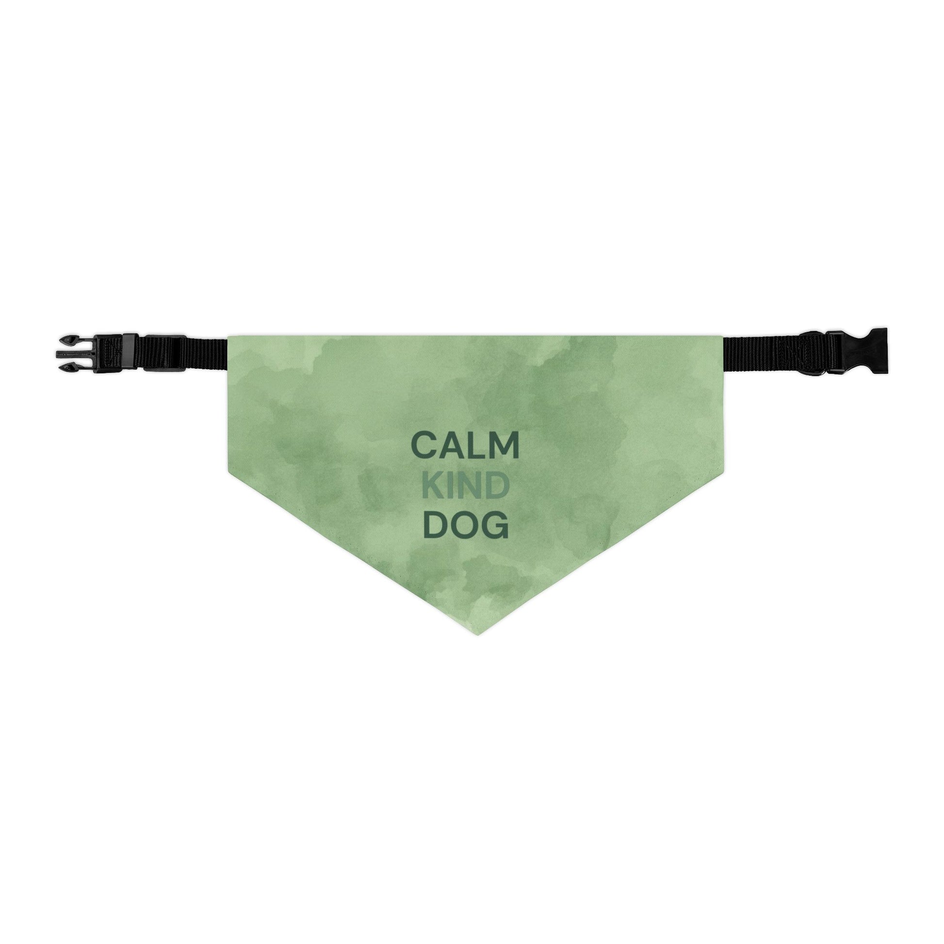 Clip-on dog bandana collar detail