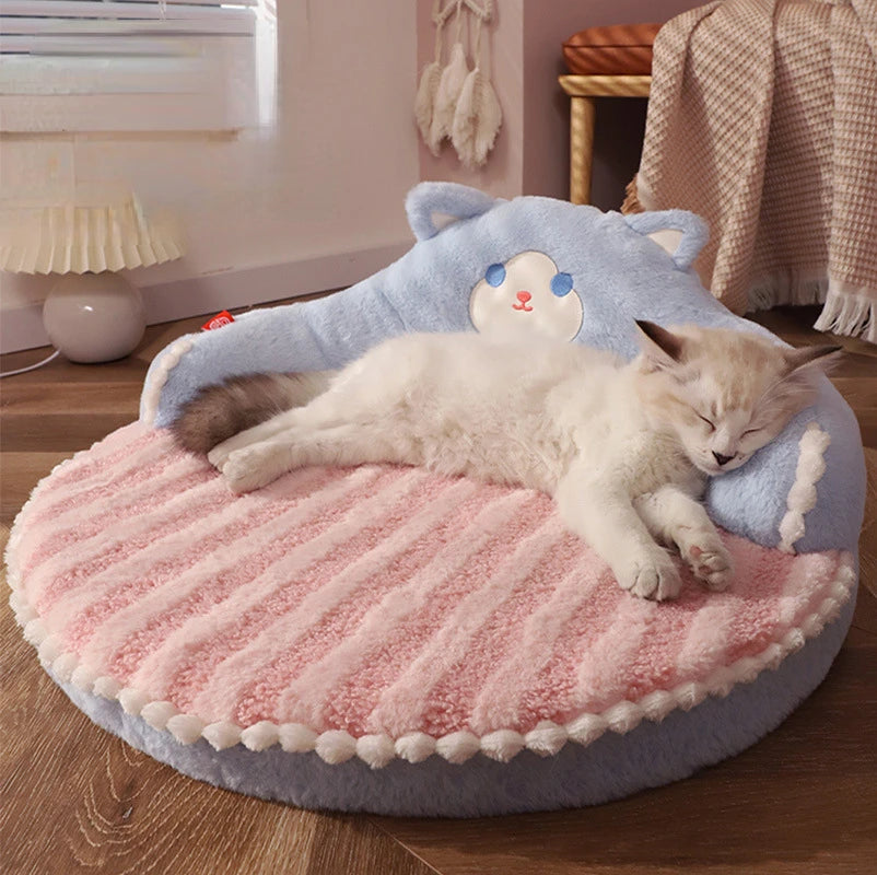 PoshPup HugNest™ character hug round cat bed in Coffee — brown bear backrest with boucle fabric