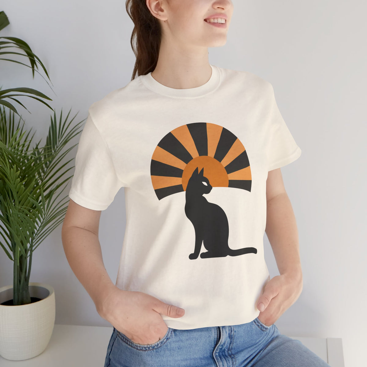 Black Cat Sunburst t-shirt in natural, front view