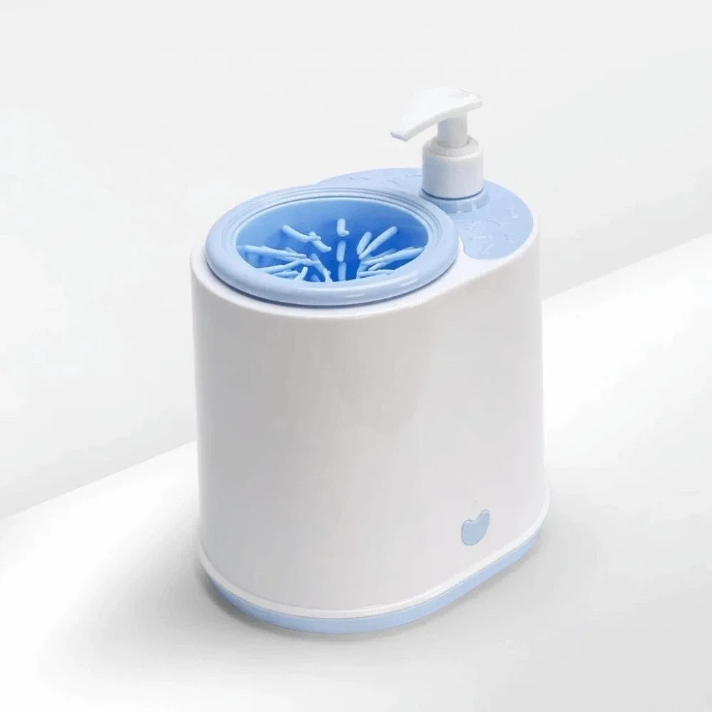 electric paw cleaner with rotating cleaning system