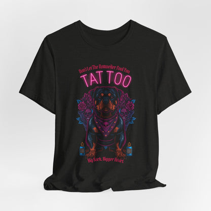 Rottweiler Biker Ink Shop t-shirt in black heather, lifestyle photo