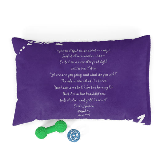 Wynken, Blynken & Nod Bedtime Poem Pet Bed — close-up of the printed poem